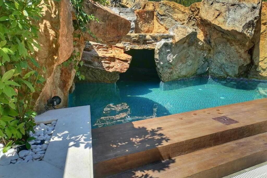 Modern Top Floor Sea View 3Br With Pools, Spa & Fitness Bečići Exteriör bild